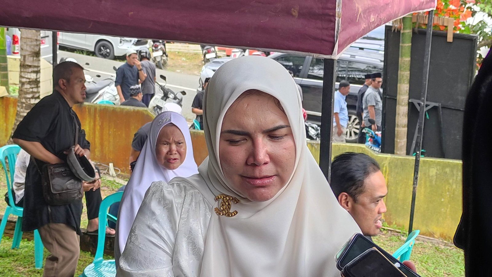 Awang Faroek Ishak: Pemimpin Visioner dan Ayah yang Inspiratif