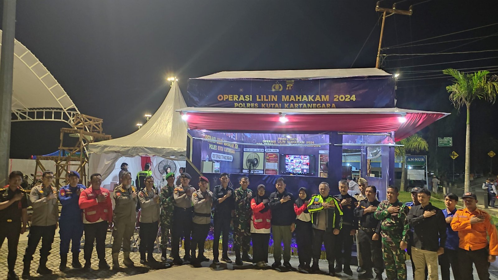 Patroli Gabungan TNI, Polri, dan Forkopimda di Kukar untuk Pastikan Keamanan Malam Natal