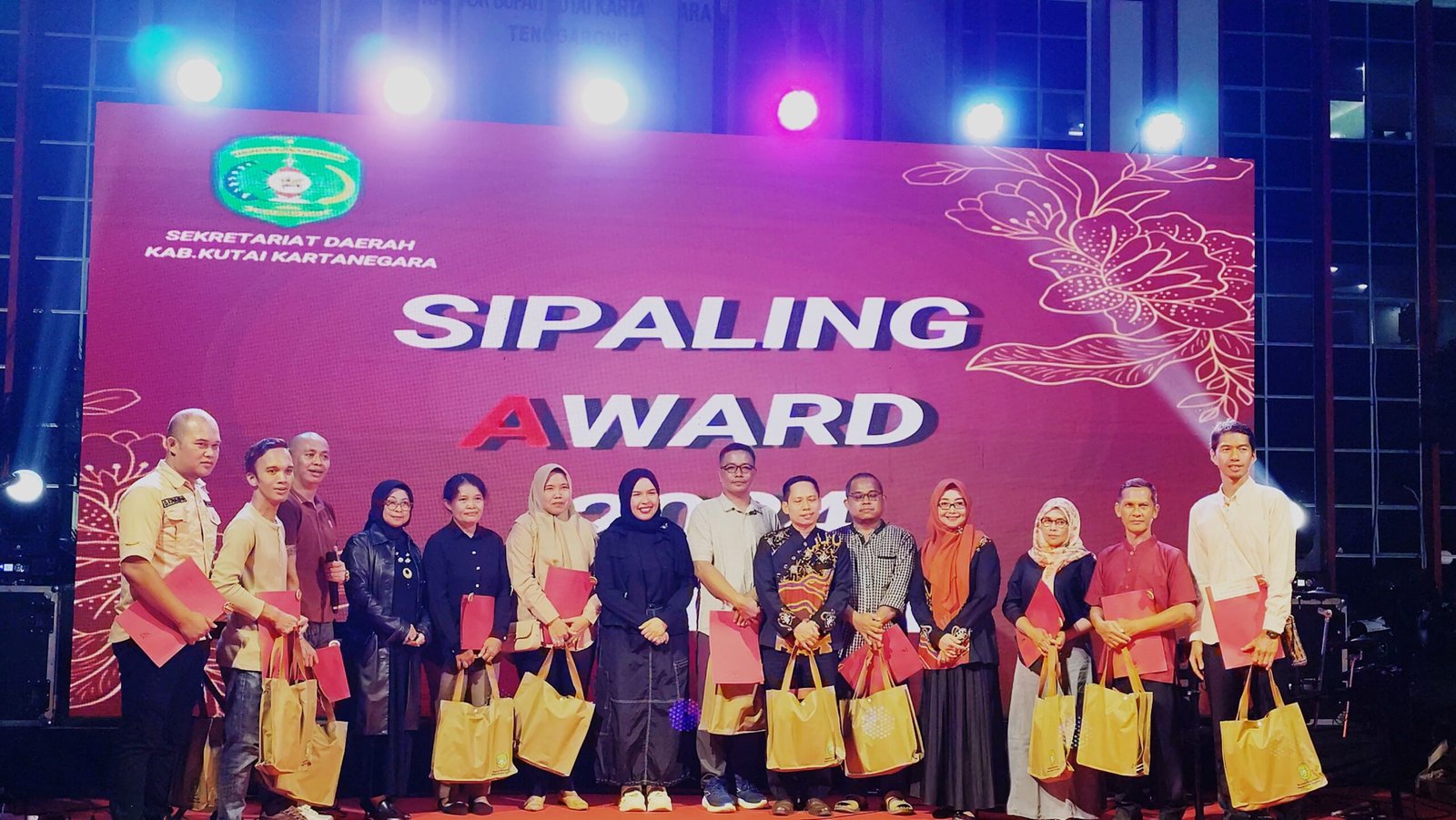 Penganugerahan SIPALING: Apresiasi ASN BerAKHLAK di Kutai Kartanegara