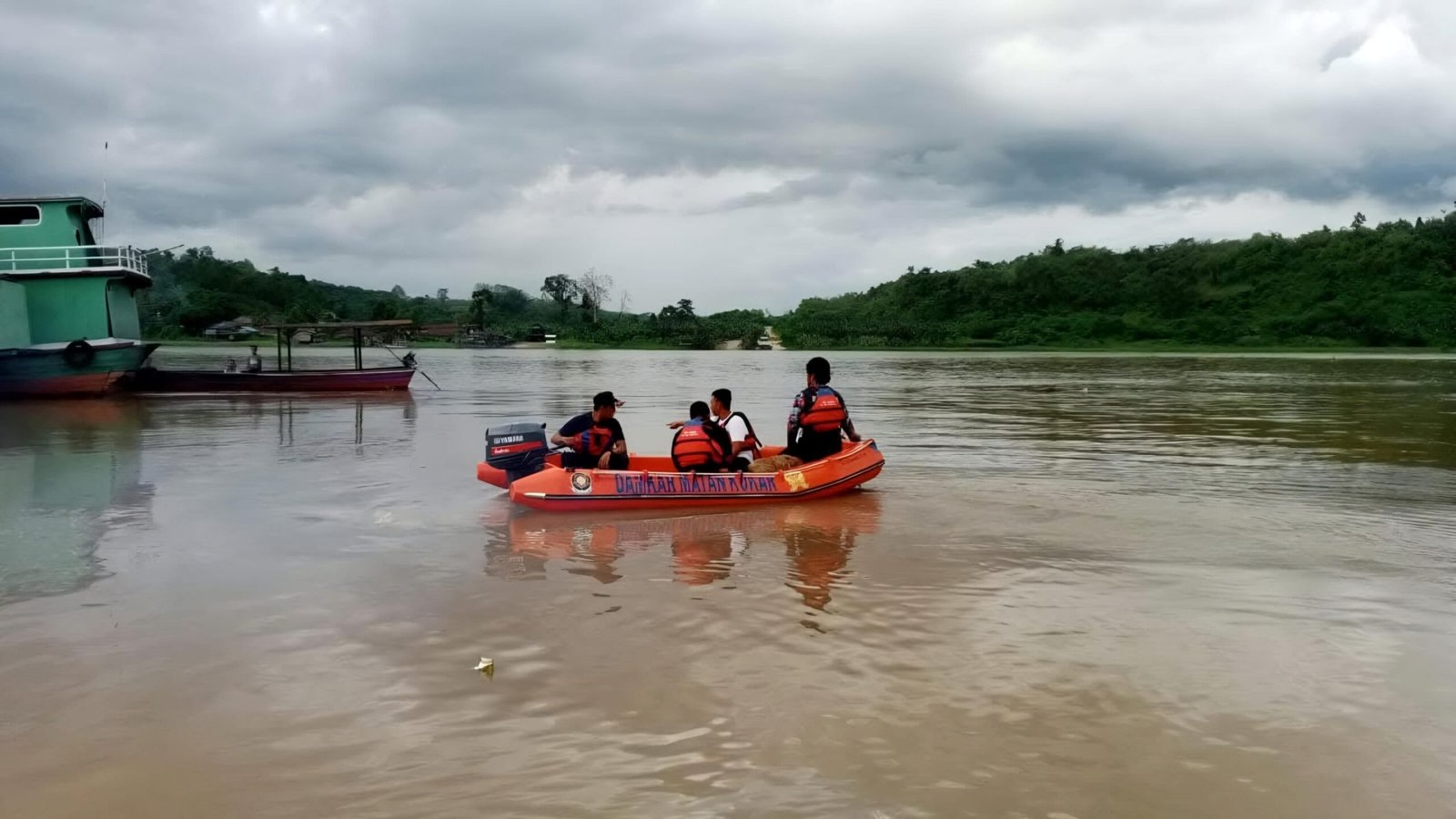 Bocah 7 Tahun Tenggelam di Sungai Mahakam Sebulu, Temannya Berhasil Diselamatkan Namun Korban Masih Hilang