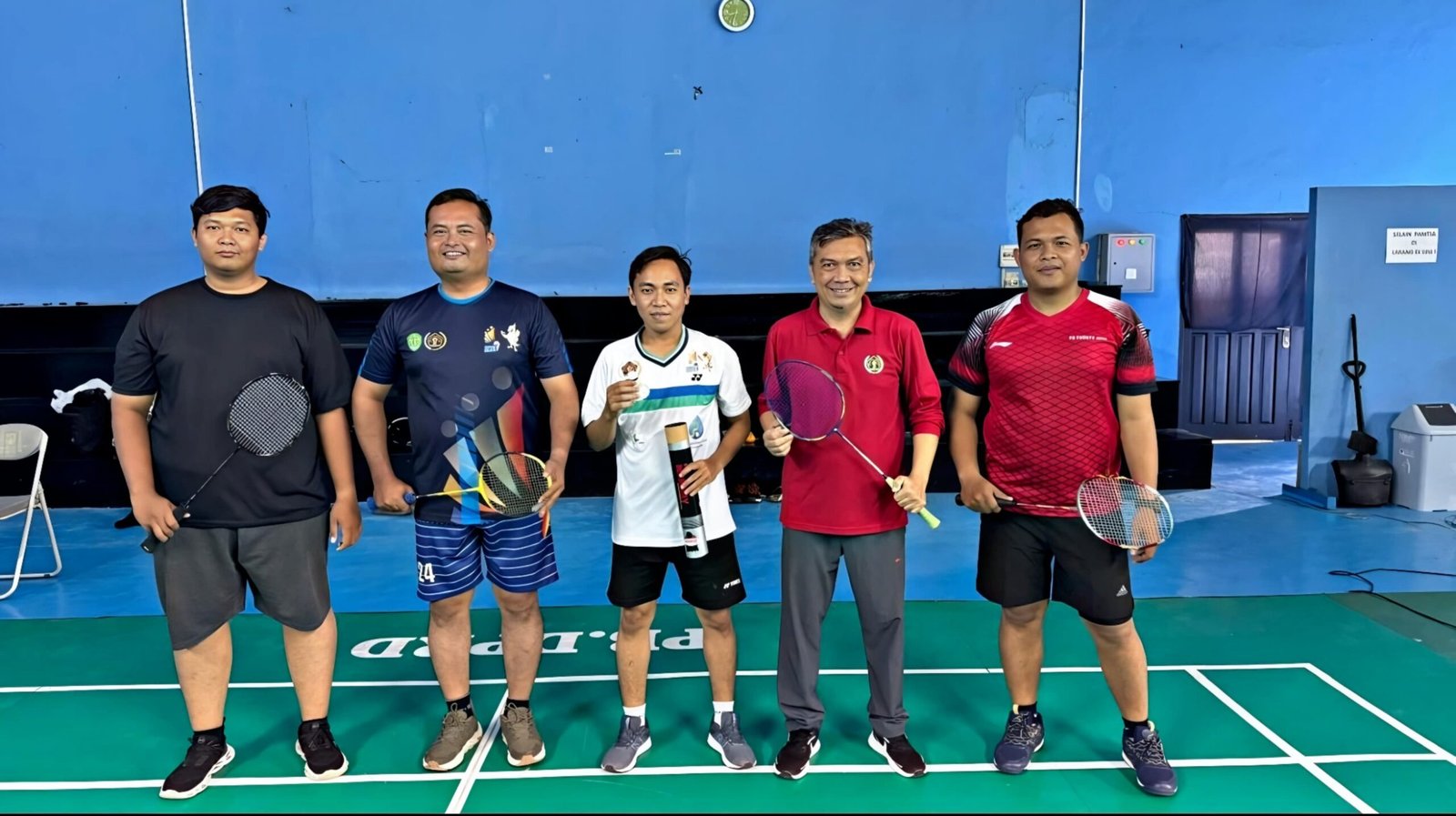 Peringati HPN ke-79, PWI Kukar Gelar Turnamen Bulutangkis