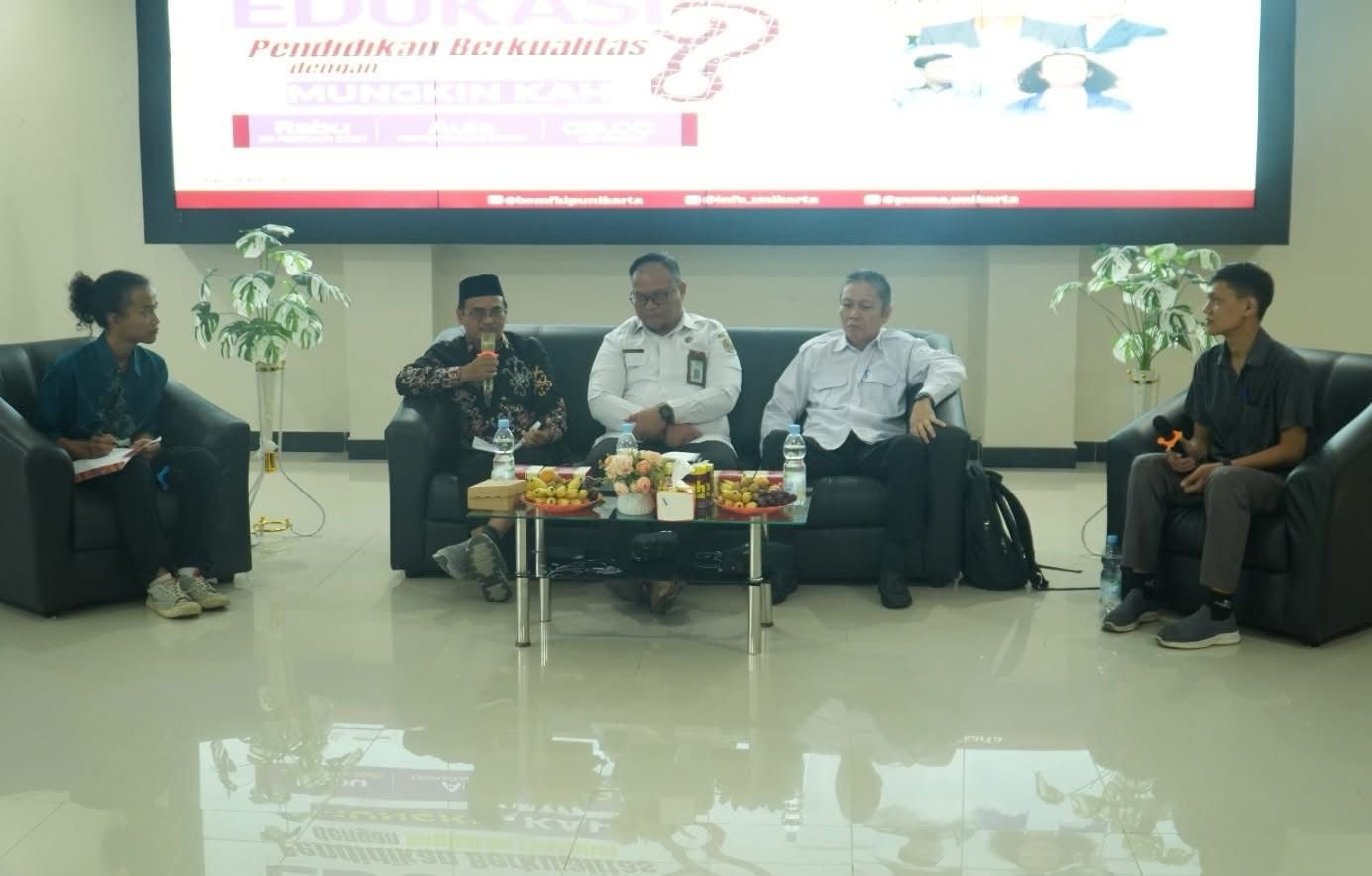 Wakil Ketua Komisi IV DPRD Kukar Hadiri Talkshow BEM Unikarta