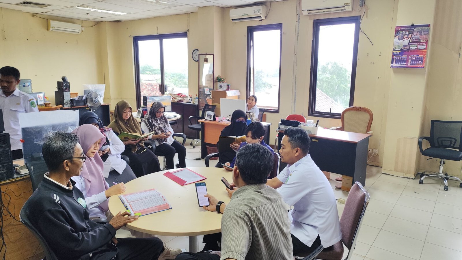 Dispar Kukar Terapkan GEMA, Biasakan ASN Tadarus Sebelum Bekerja