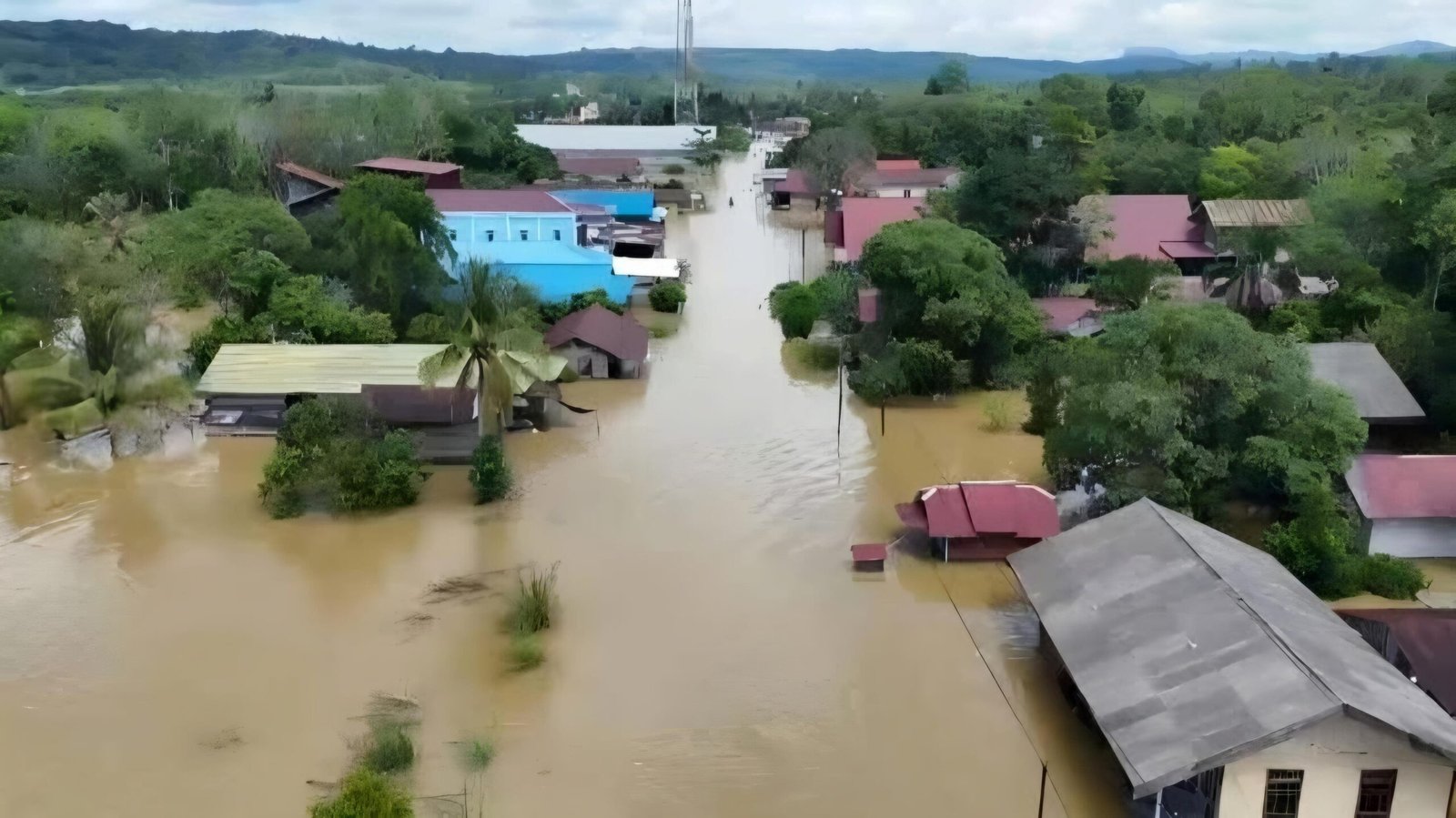 Rakyat Kubar Dilanda Banjir Besar Pemprov Kaltim Gerak Cepat Tangani Dampak