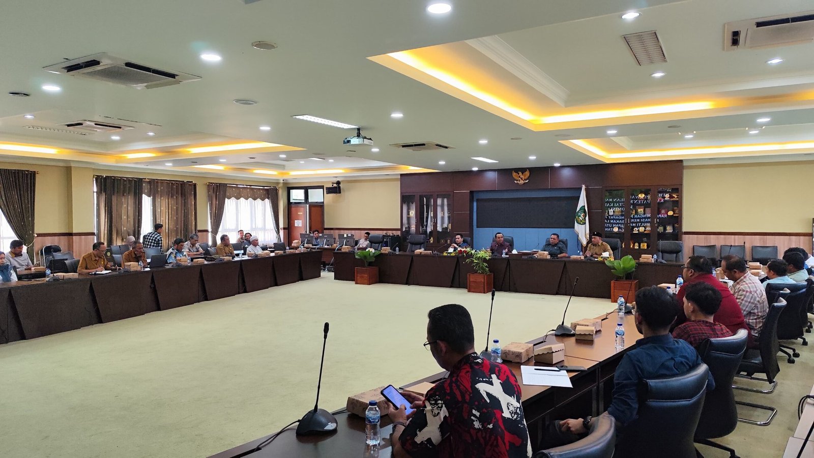 DPRD Kukar Minta DPPR Pastikan Keabsahan Dokumen Lahan Warga Jongkang dan PT MHU