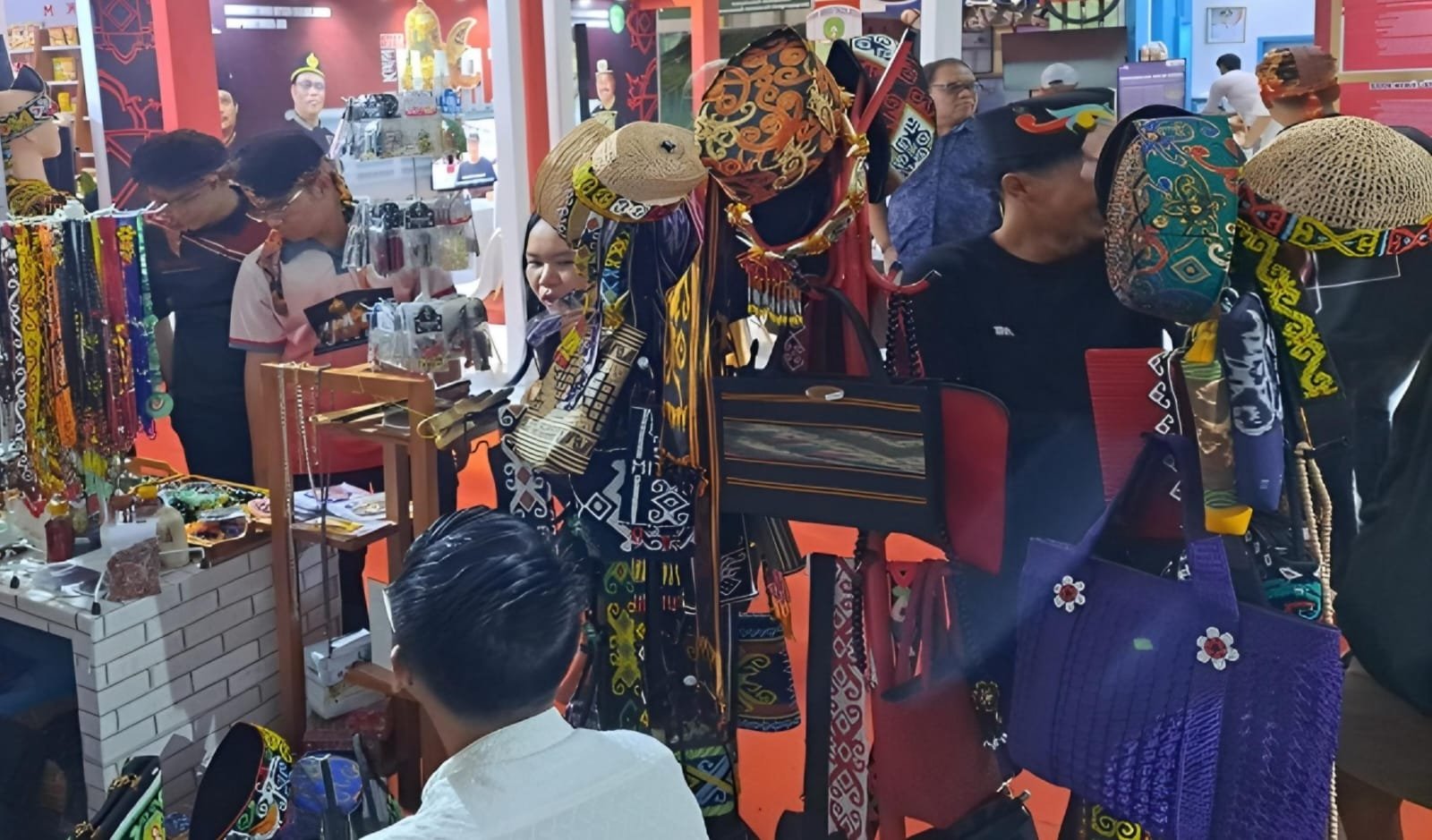 Berbagai Tenant UMKM Akan Warnai Perhelatan Erau Adat Kutai 2025