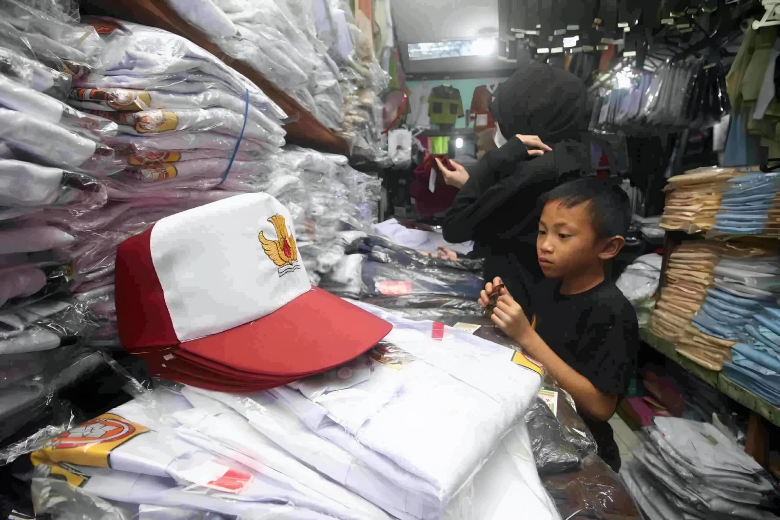 Pemkab Kukar Pastikan Program Seragam Gratis Tetap Berjalan di Tahun 2026