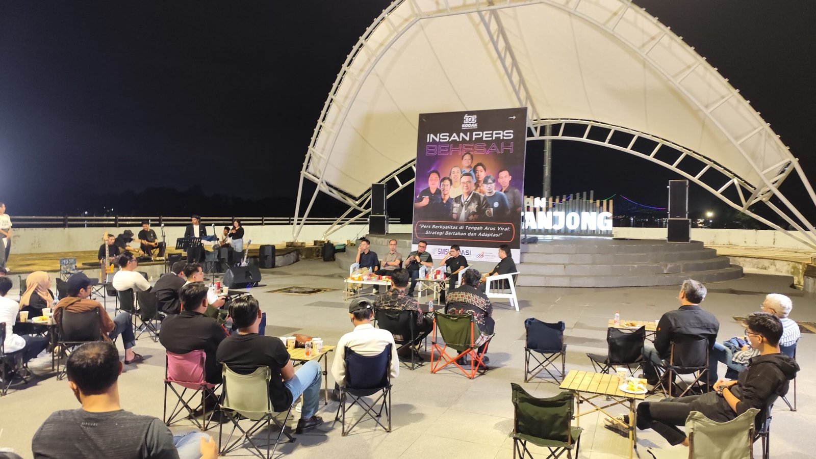 Diskusi Publik KODAK Satukan Insan Pers Kukar