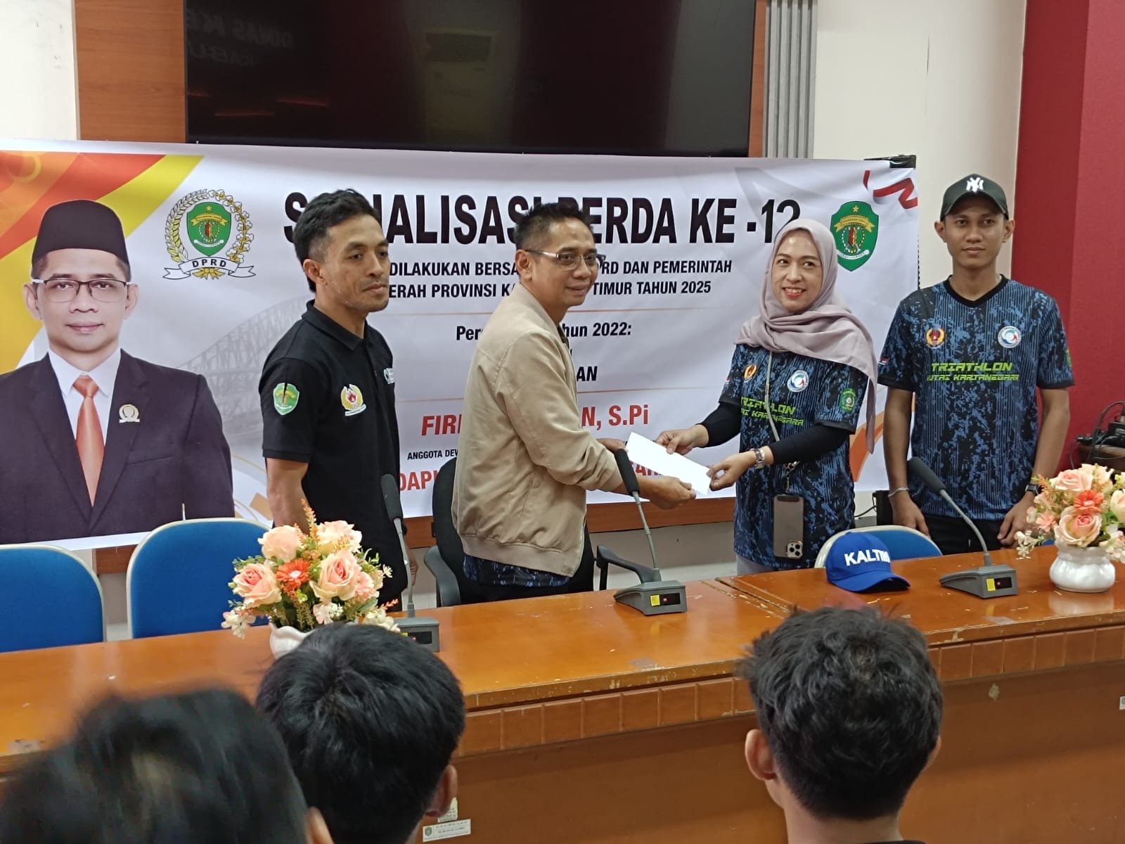 Ingin Kuatkan Peran Pemuda di Masyarakat, Firnadi Ikhsan Gelar Sosperda Kepemudaan di Desa Perjiwa