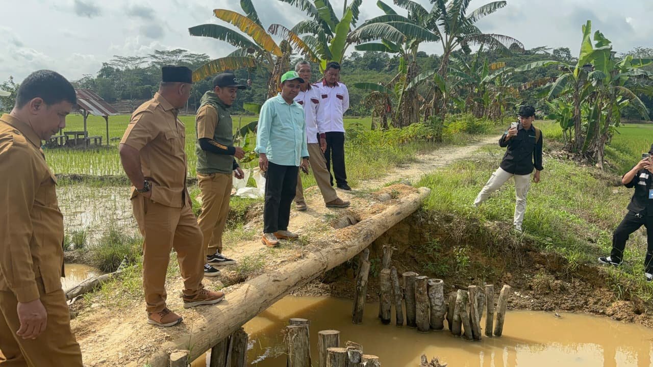 Akses Usaha Tani di Kelurahan Bukit Biru Tak Tersentuh Selama 10 Tahun, DPRD Kukar Turun Langsung