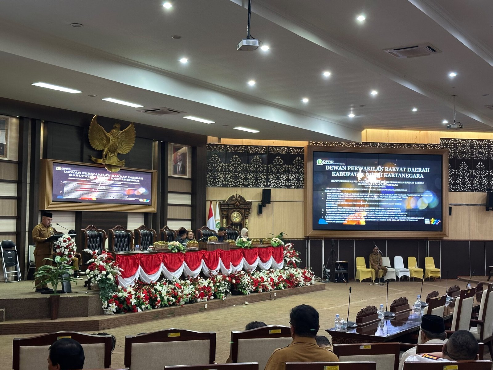 Rapat Paripurna ke-14, Pemkab Kukar Setujui Lima Raperda untuk Ditindaklanjuti